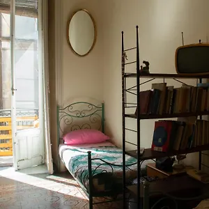 casa-verdi-catania.sicilyhotelsitaly.net/