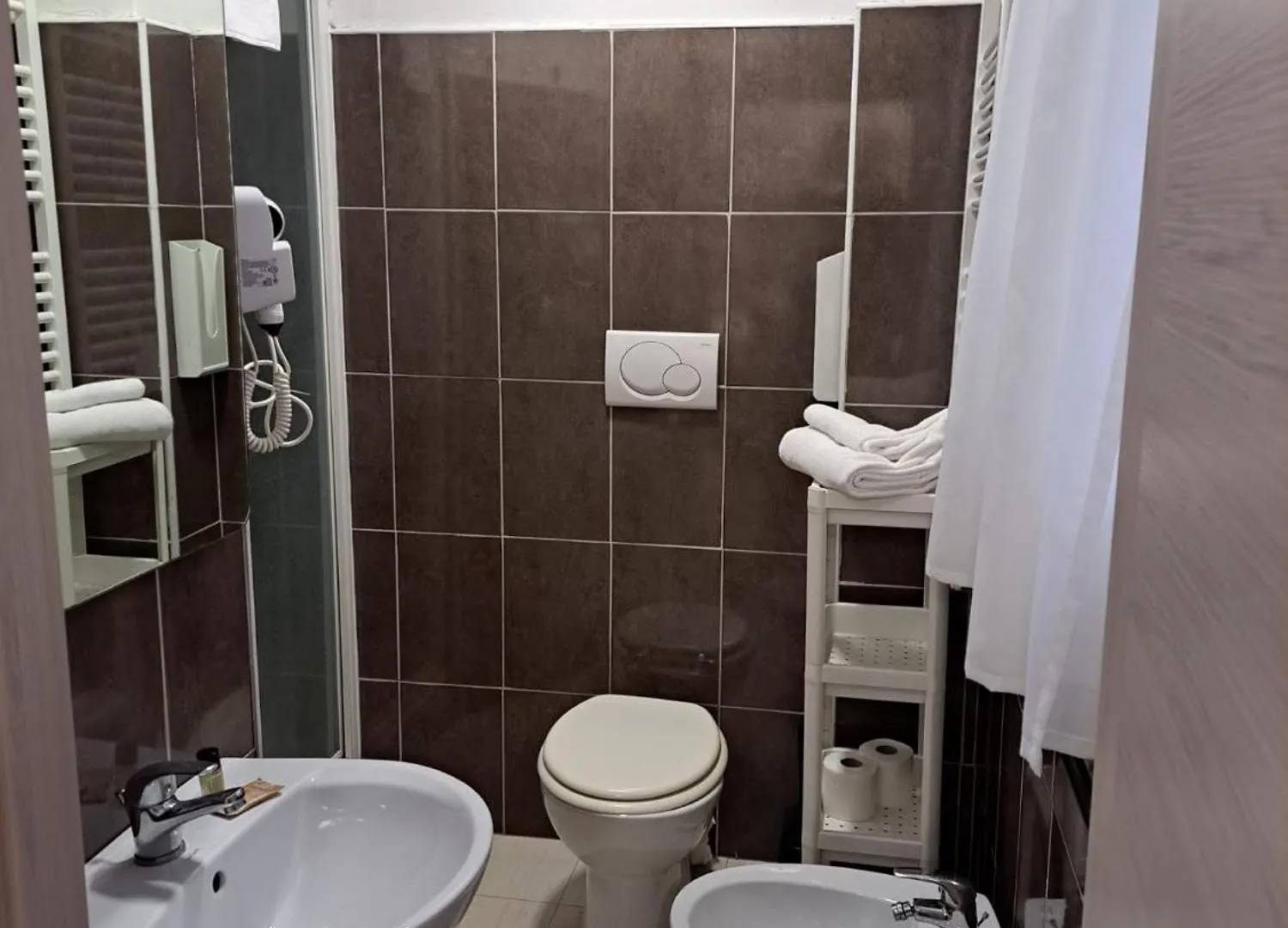 B&B Leonum Florence 0*,